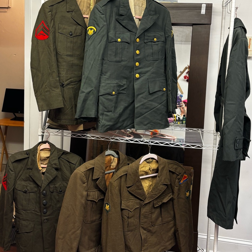 Vintage Military-Inspired Men's Olive Green Field Jacket